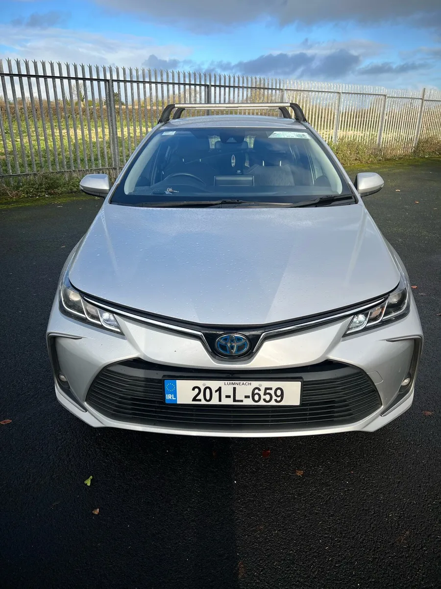 Toyota Corolla Hybrid 2021 - Image 1