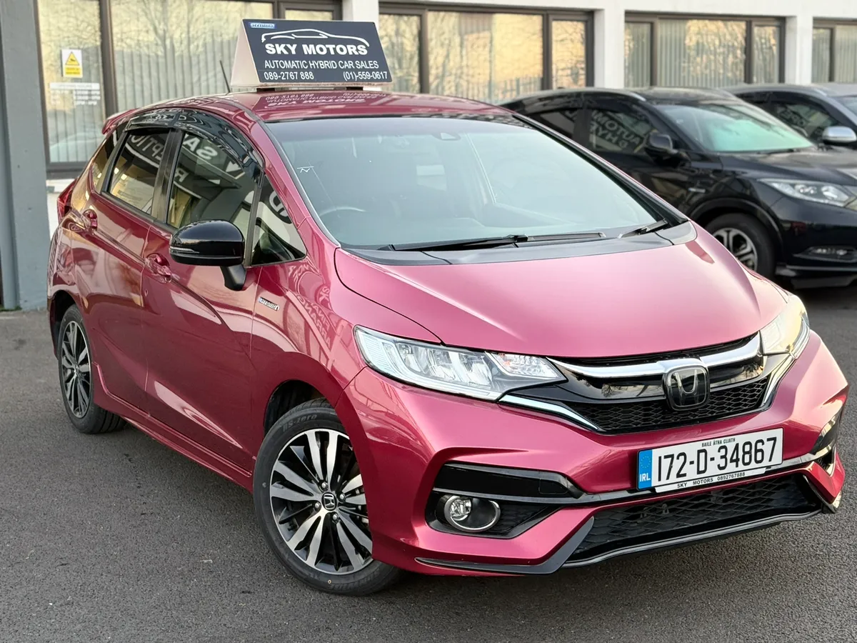 2017 Honda FIT 1.5 Hybrid auto, Sports Specs - Image 1