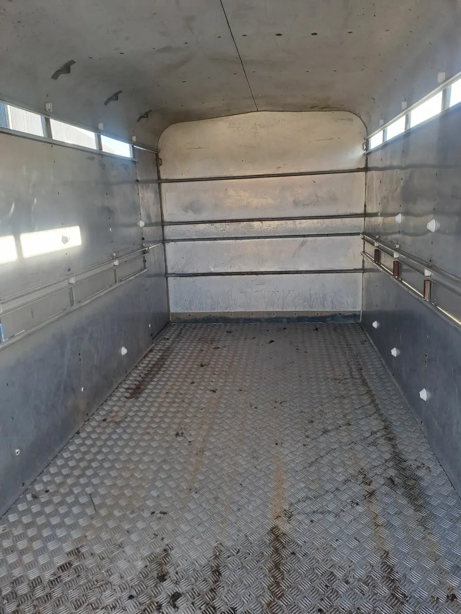 Ivor Williams 12ft cattle trailer - Image 3