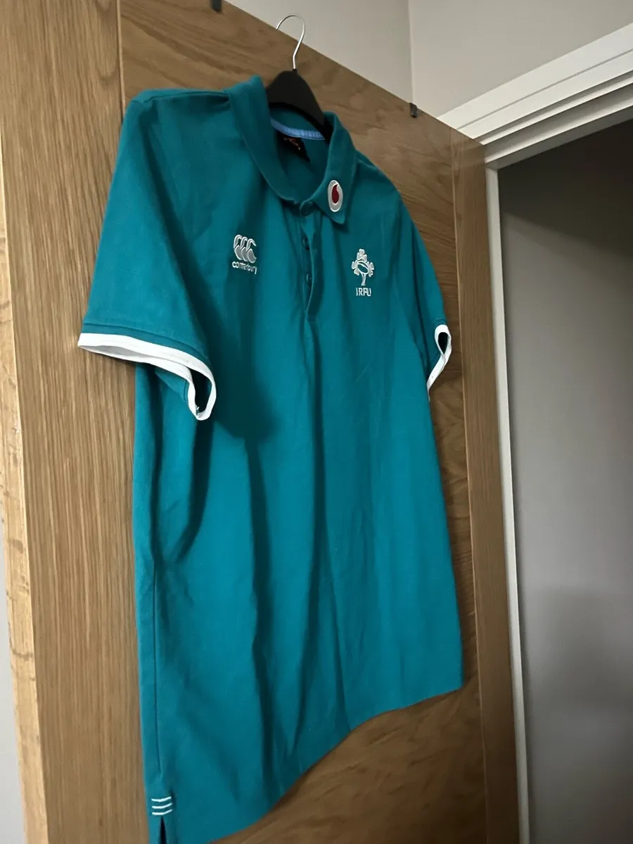 Ireland rugby jersey (large) - Image 4
