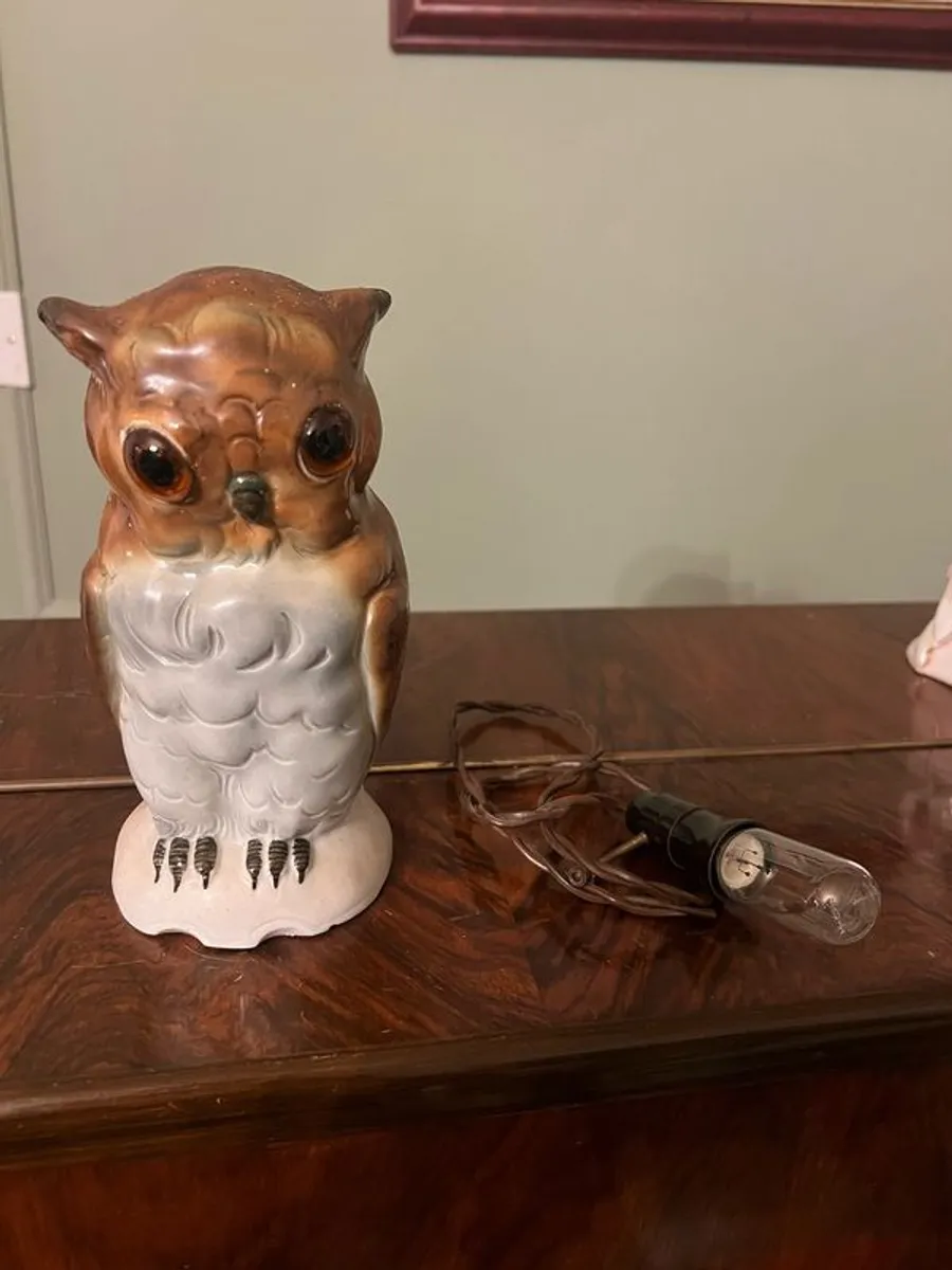 Antique Owl lamp - Image 1