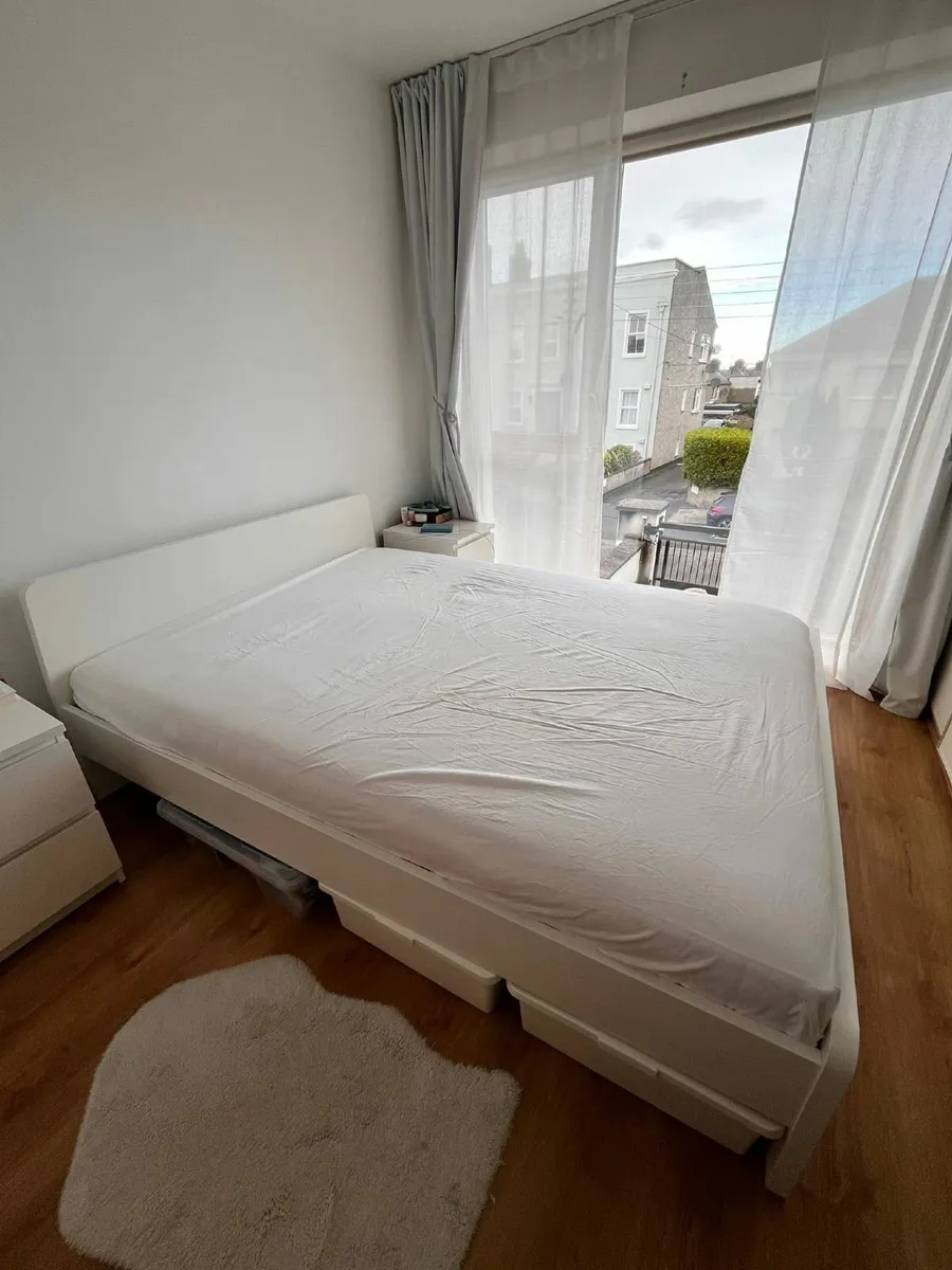 Ikea Askvoll bed frame, king size - Image 3