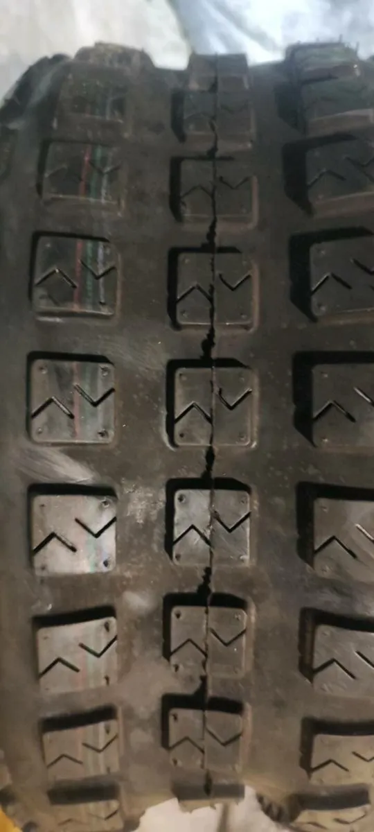 lawn mower tires 16/7.5/8 - Image 4