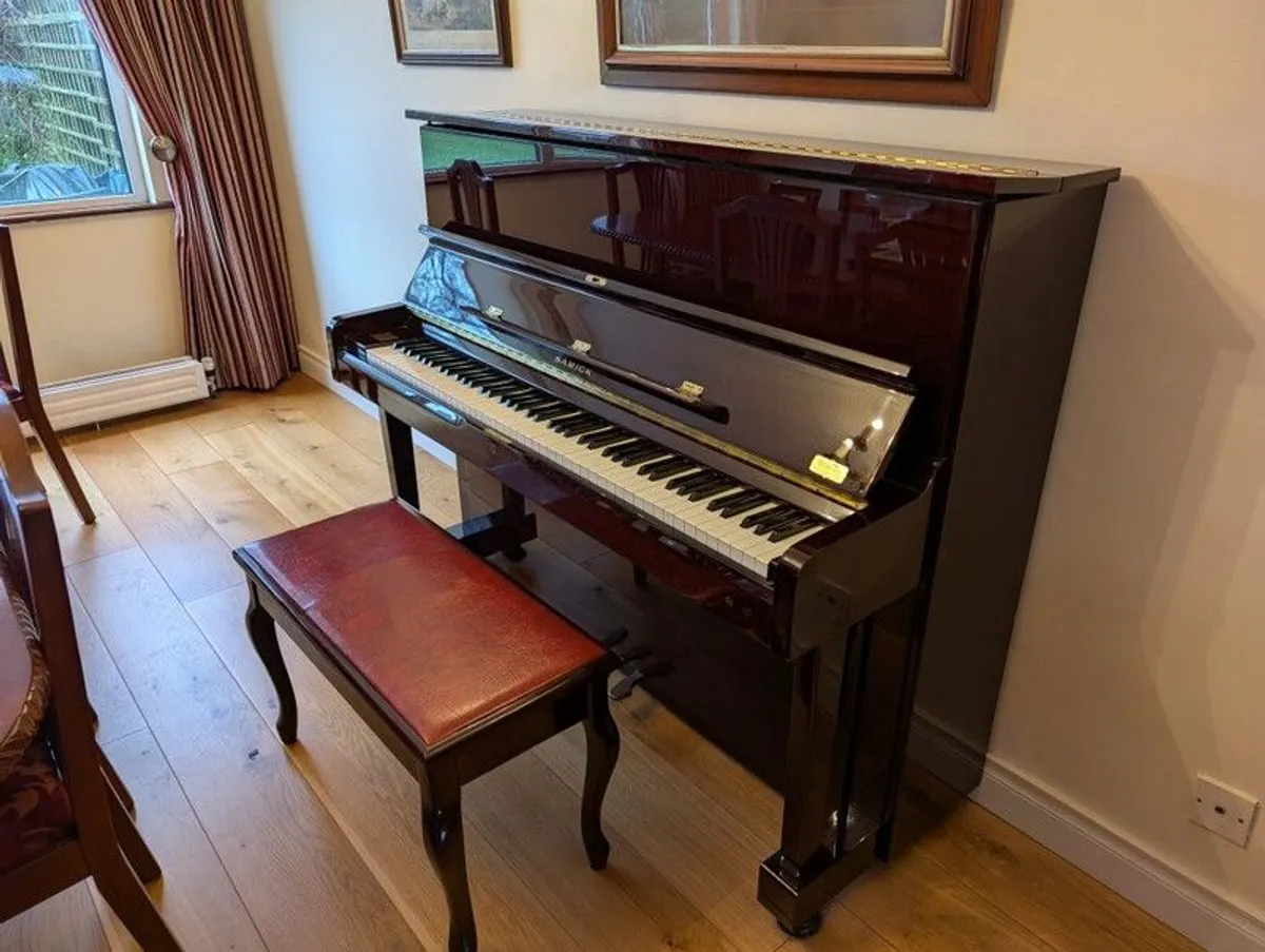 piano - Image 1