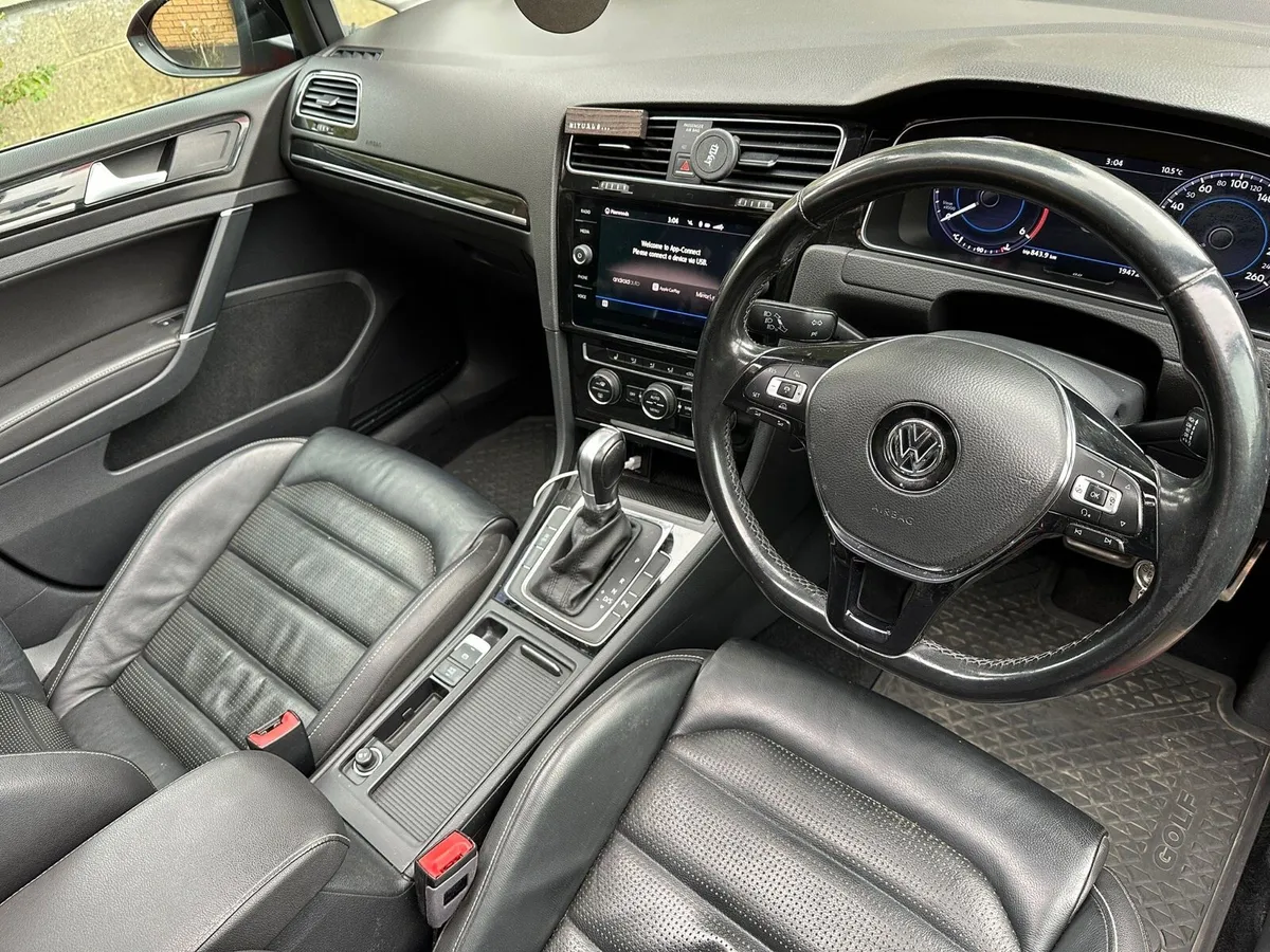 Vw golf 2.0 tdiR line - Image 3