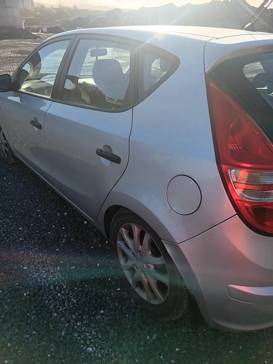 Hyundai i30 2009 - Image 1