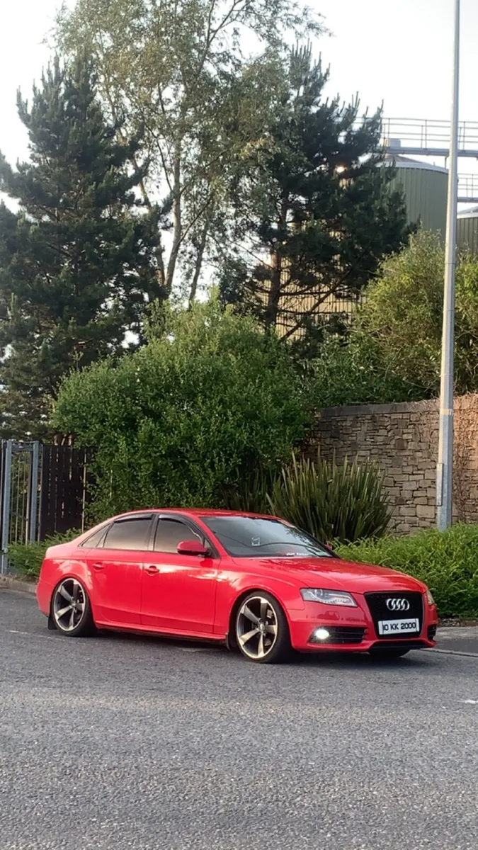 Audi A4 2010 - Image 1