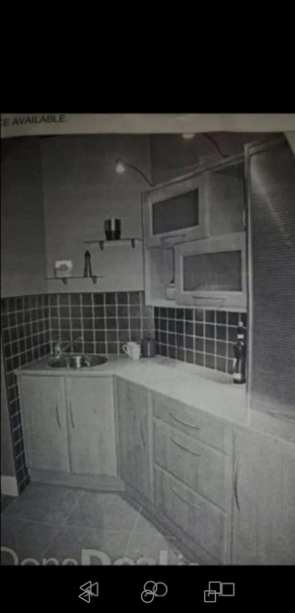 Brand New Demo Kitchenette C/W Franke Round Sink / - Image 1