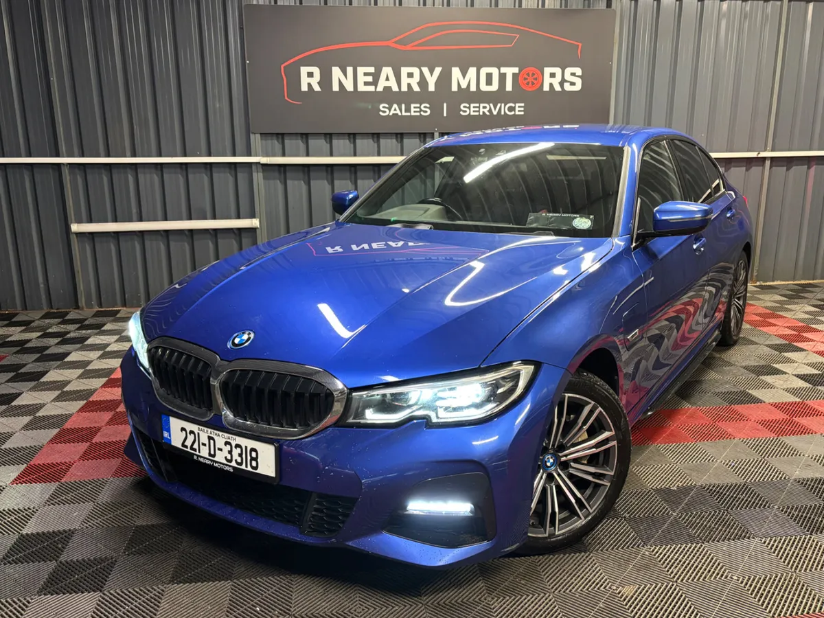 2022 BMW 3-Series 330e M-Sport Automatic - Image 1