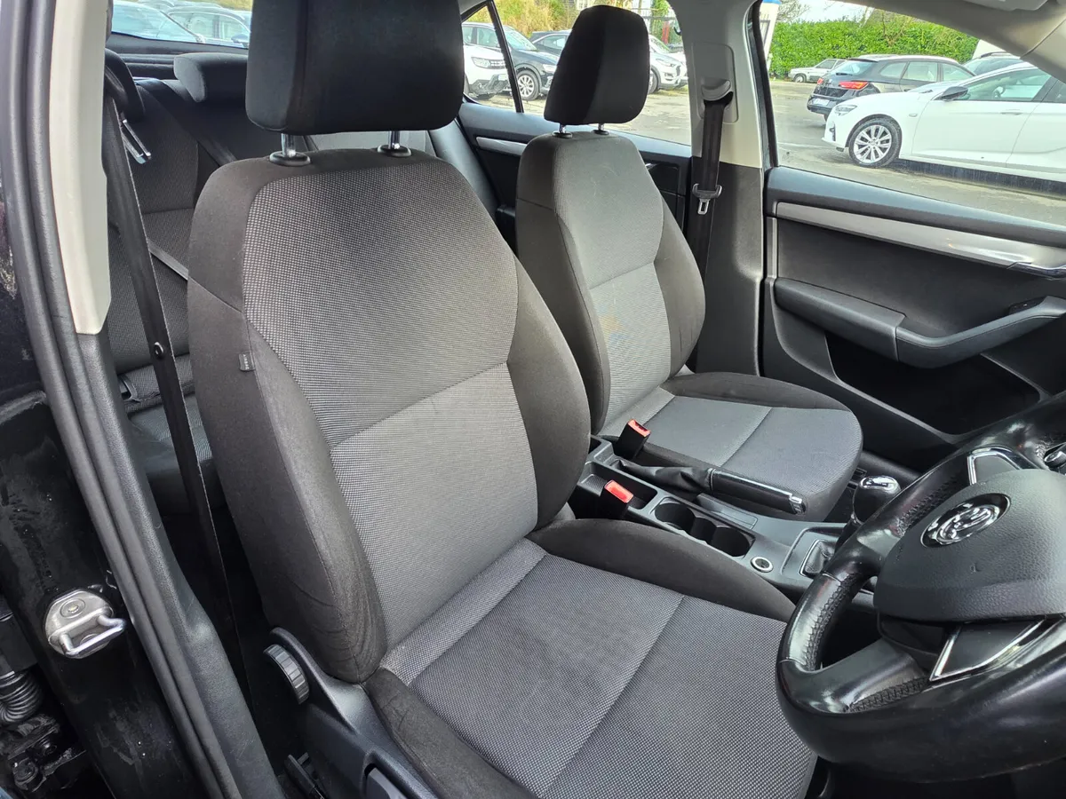 2015 Skoda Octavia 1.6 TDI // NEW NCT / VRS WHEELS - Image 4