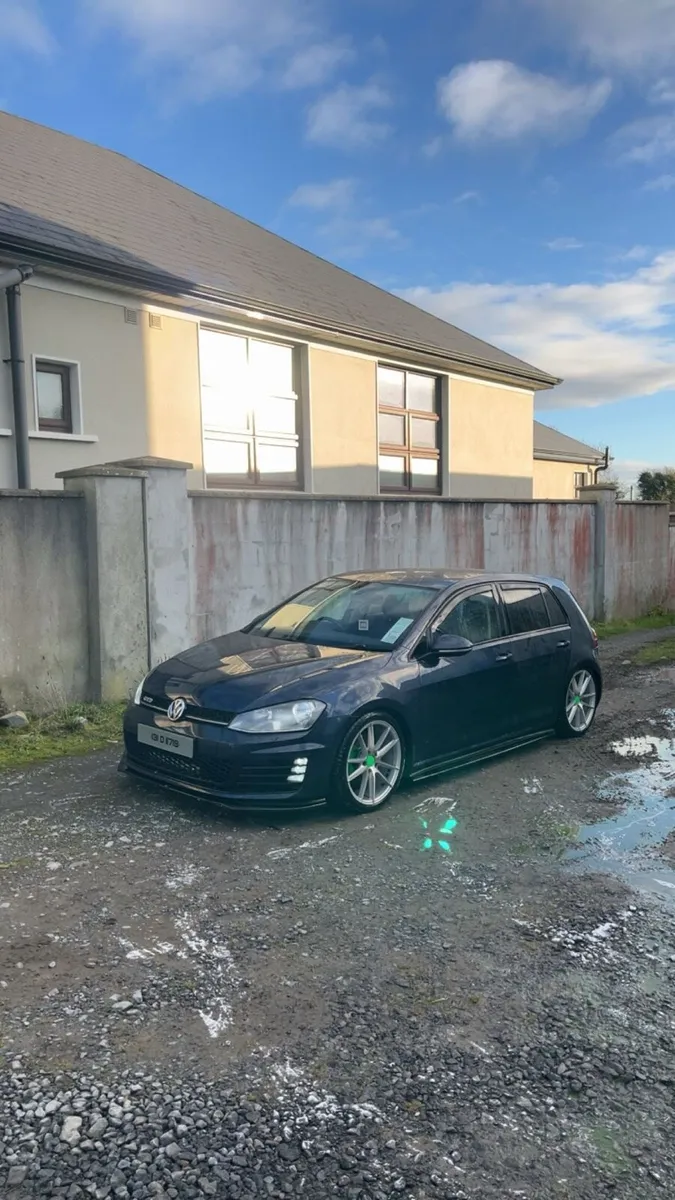 Highline volkswagen mk7 golf - Image 2