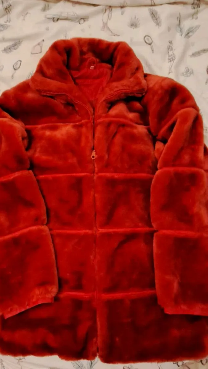 Faux fur coat - Image 4