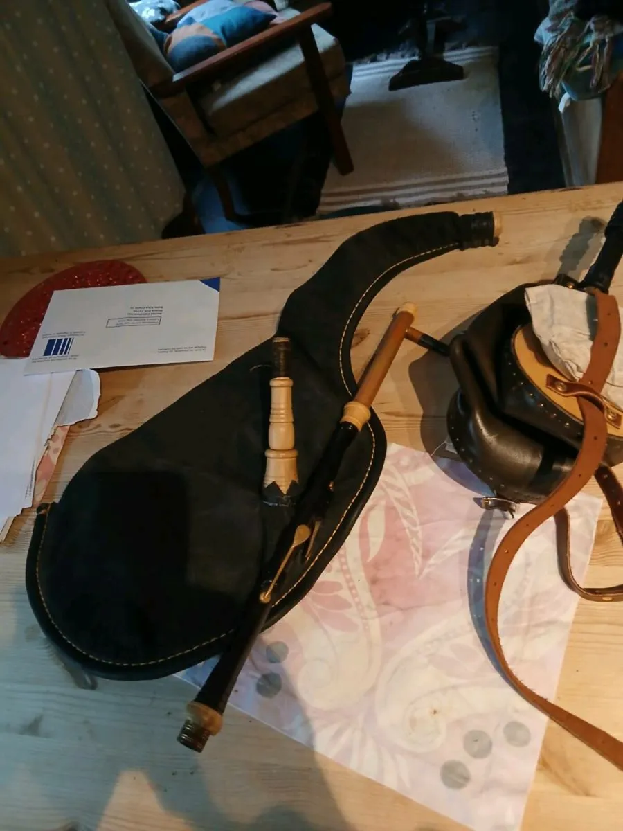PRACTICE SET OF UILLEANN PIPES - Image 3