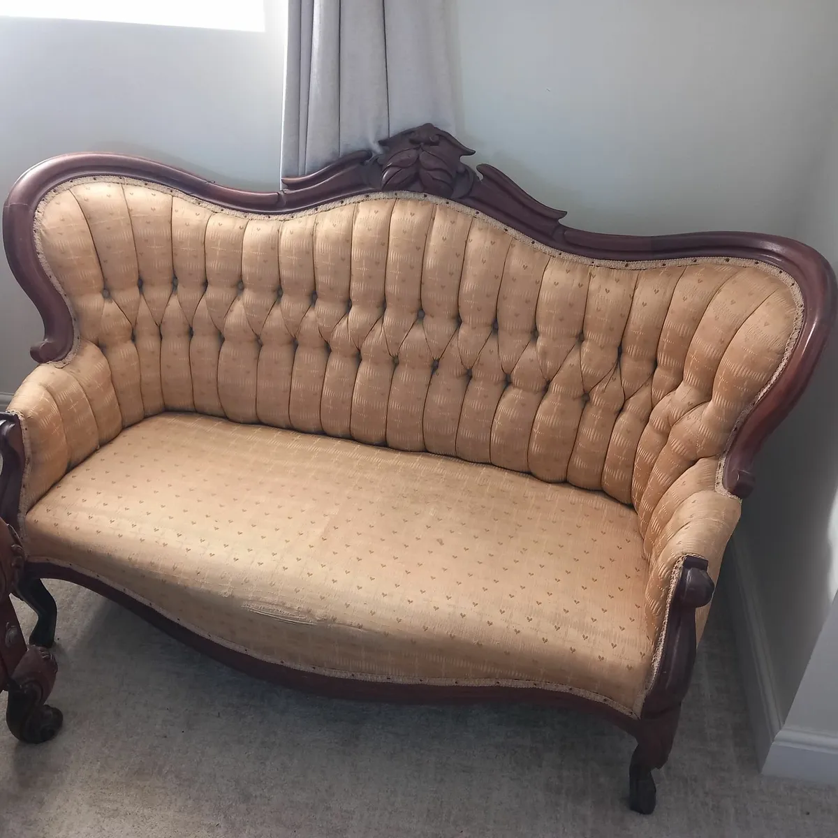 Vintage sofa - Image 1