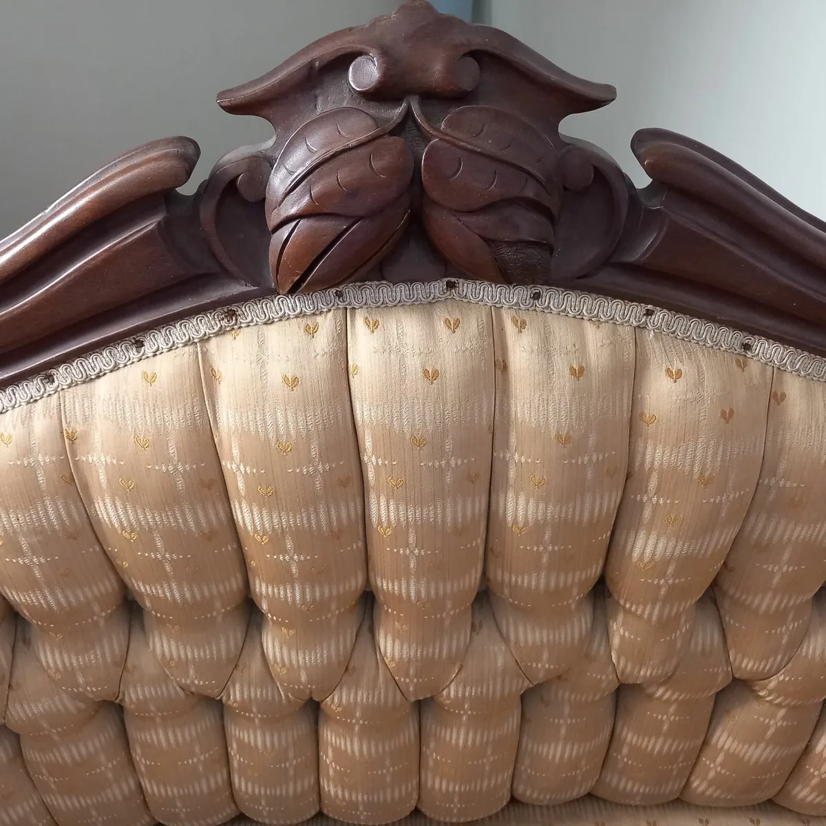 Vintage sofa - Image 2