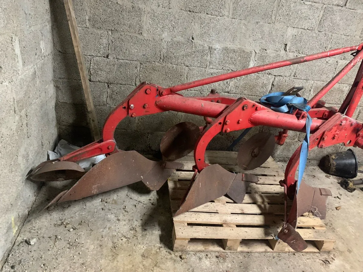 3 furrow plough - Image 2