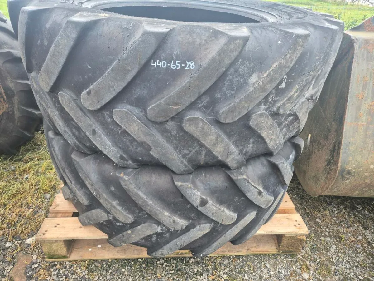 Tractor tyres - Image 1