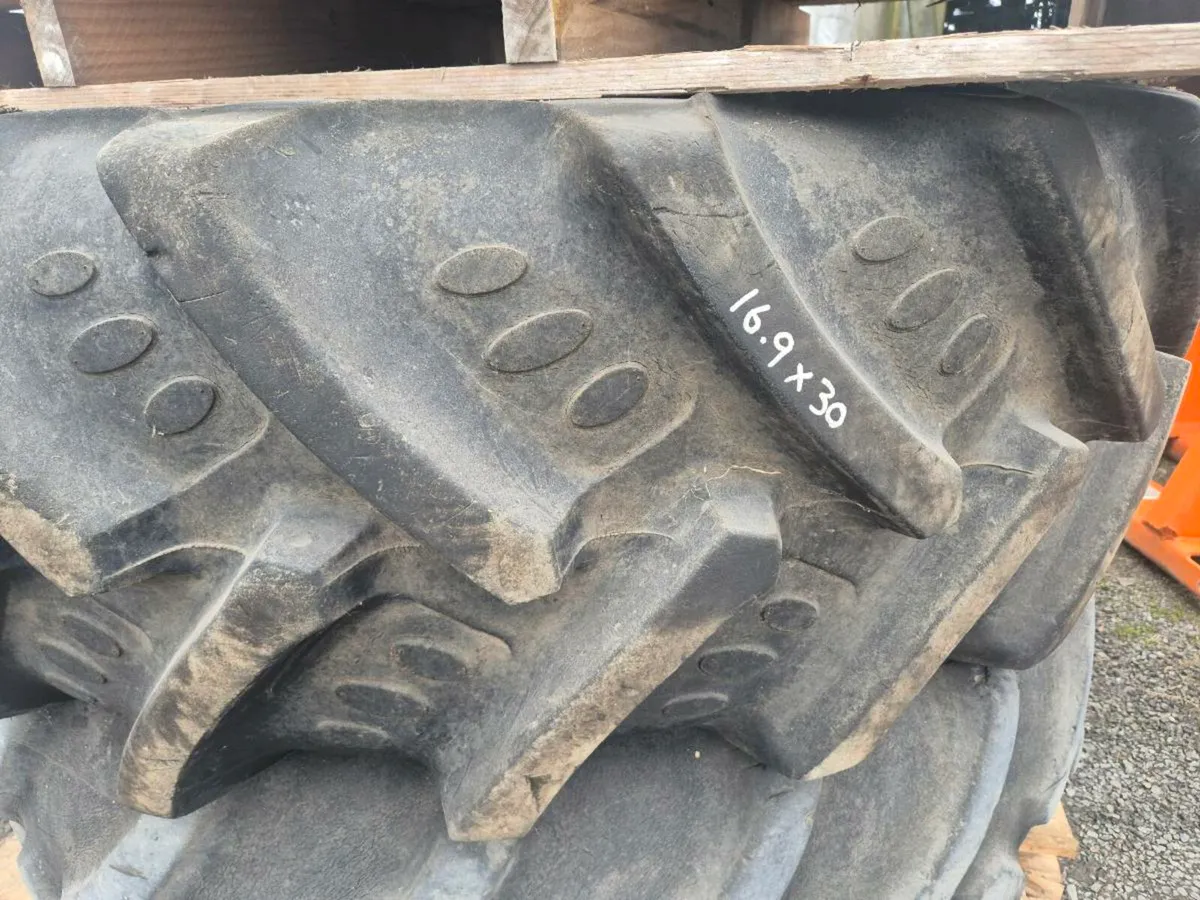 Tractor tyres - Image 3