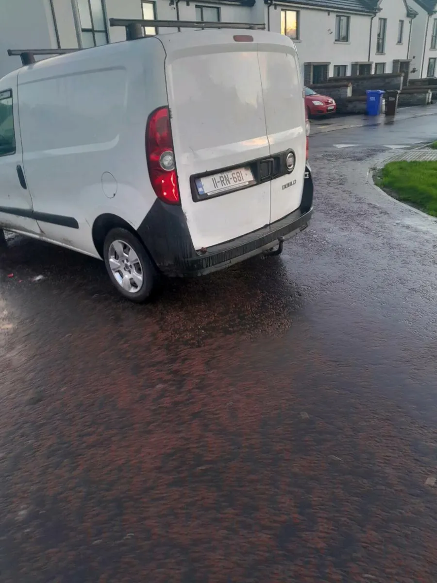 2011 fait doblo van - Image 2