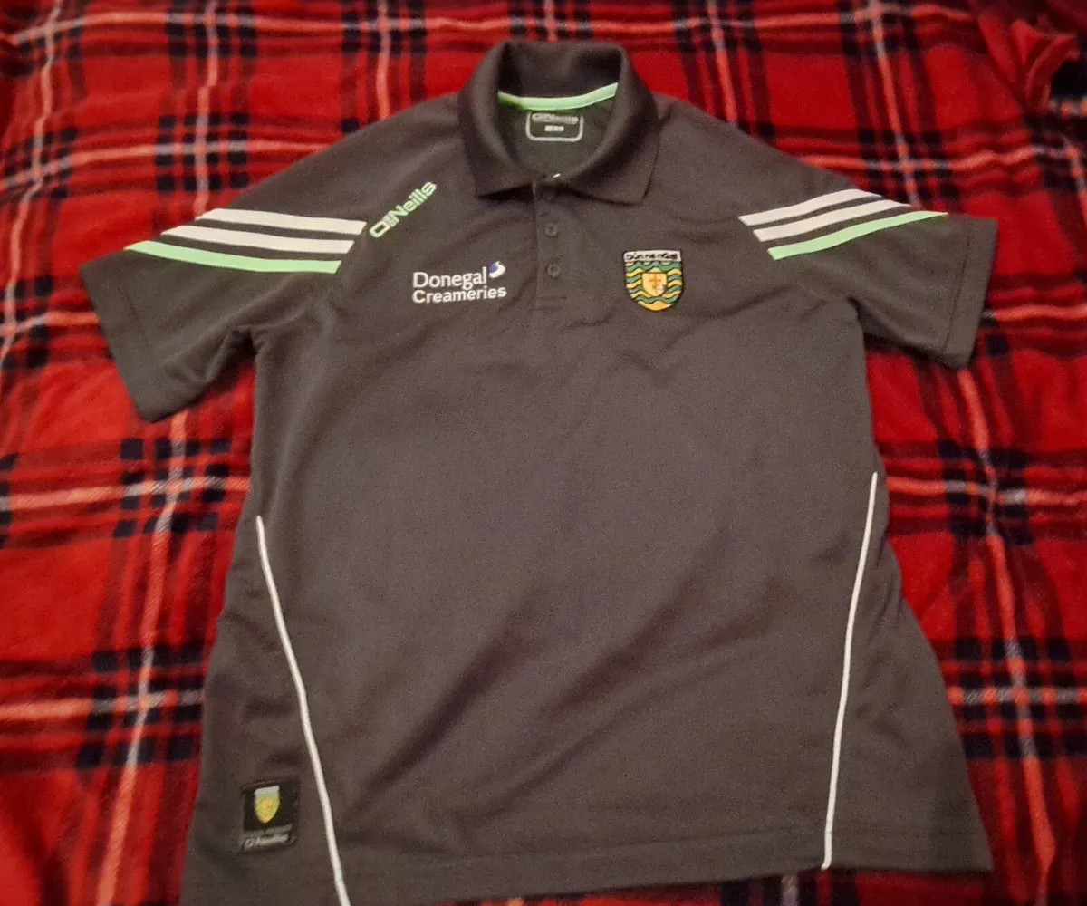 Donegal gaelic football top - Image 1