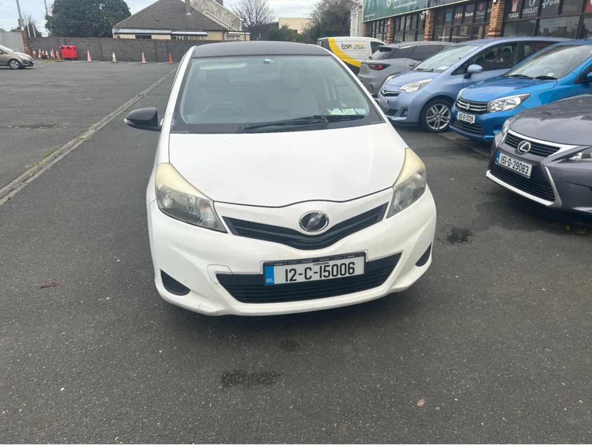 Toyota Yaris 1.0 AUTOMATIC/LOW MLS////BRAND NEW NC - Image 2