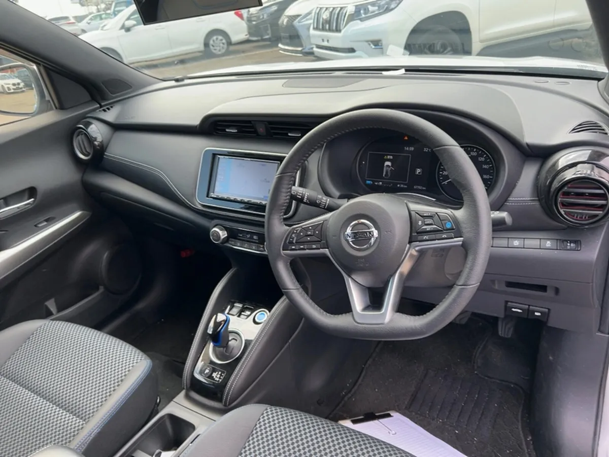 Nissan Juke KICKS EDITION 1.2 E-POWER PETROL HYBRI - Image 3