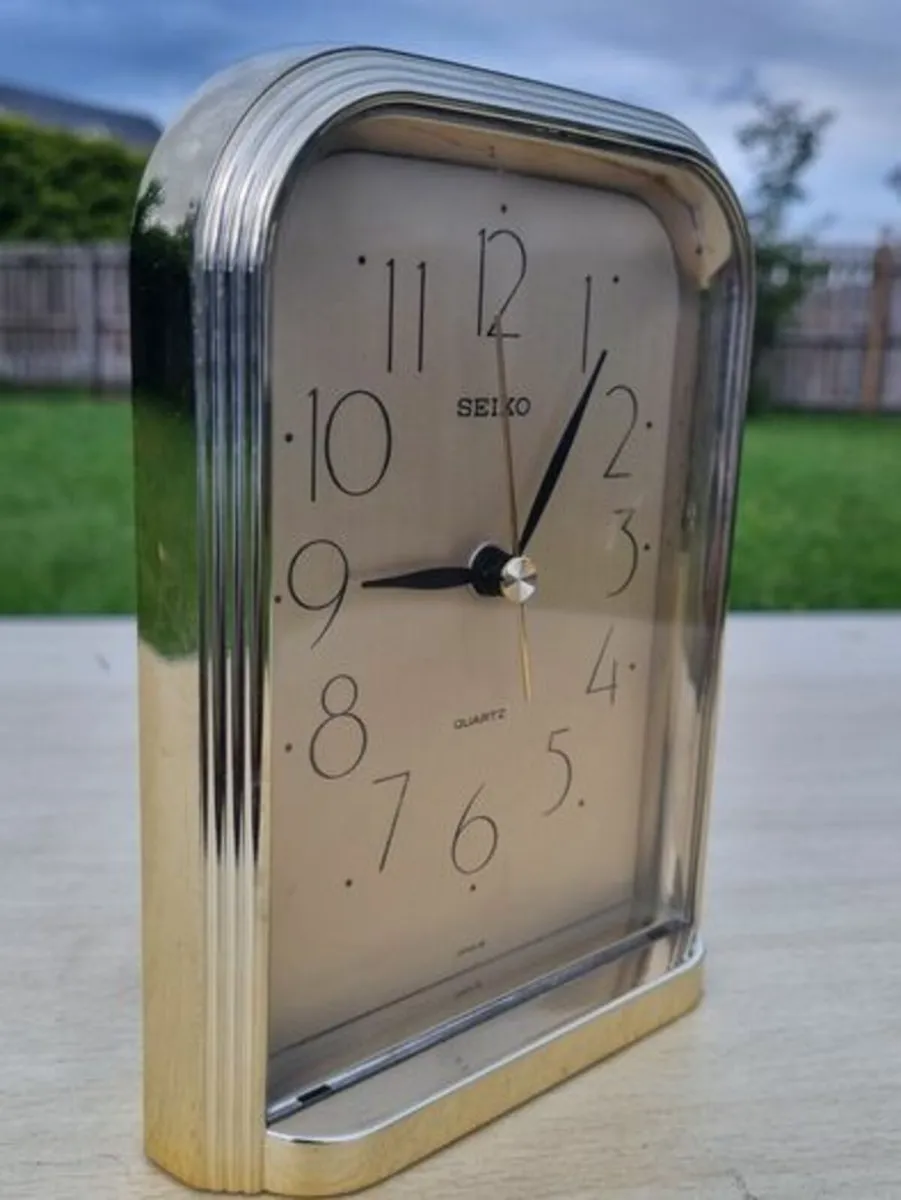 Vintage Seiko quartz desk clock - Image 2