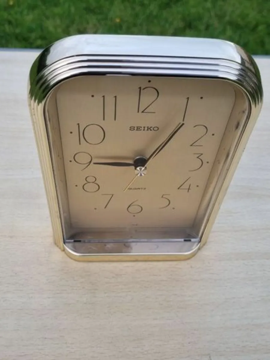Vintage Seiko quartz desk clock - Image 4