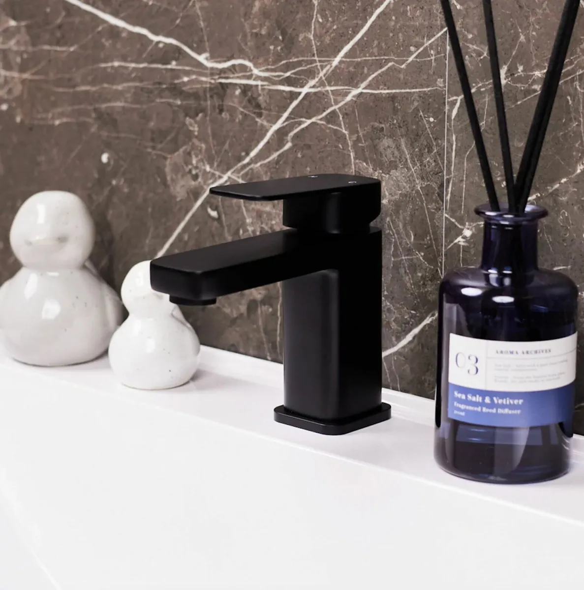 Matt Black Lanza Mono Basin Mixer Tap - Image 4