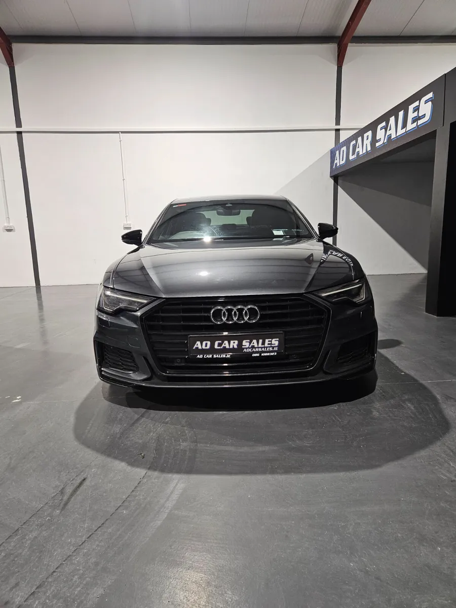 Audi A6 2019 2.0 tdi s-line black edition spec - Image 3