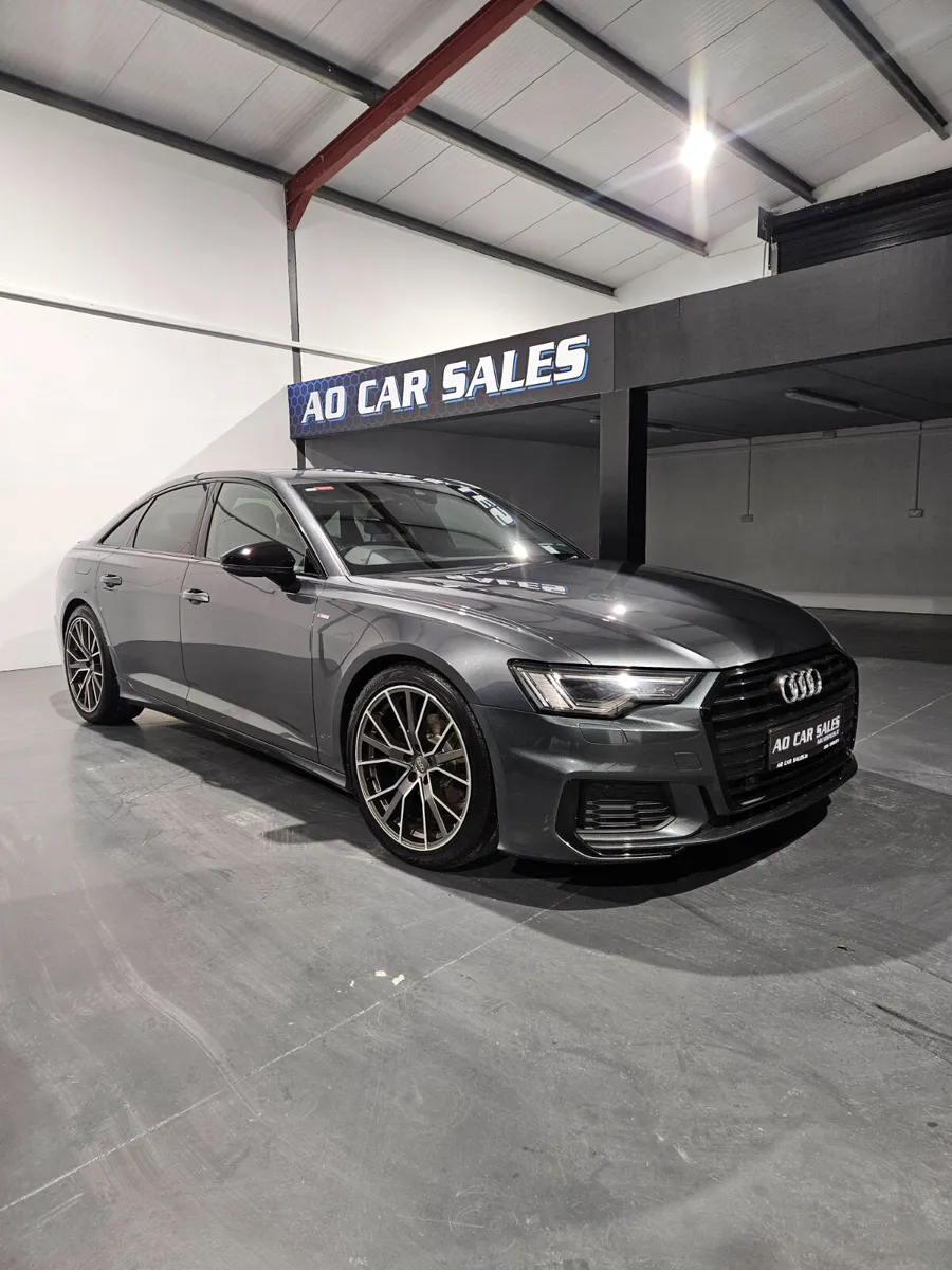 Audi A6 2019 2.0 tdi s-line black edition spec - Image 2