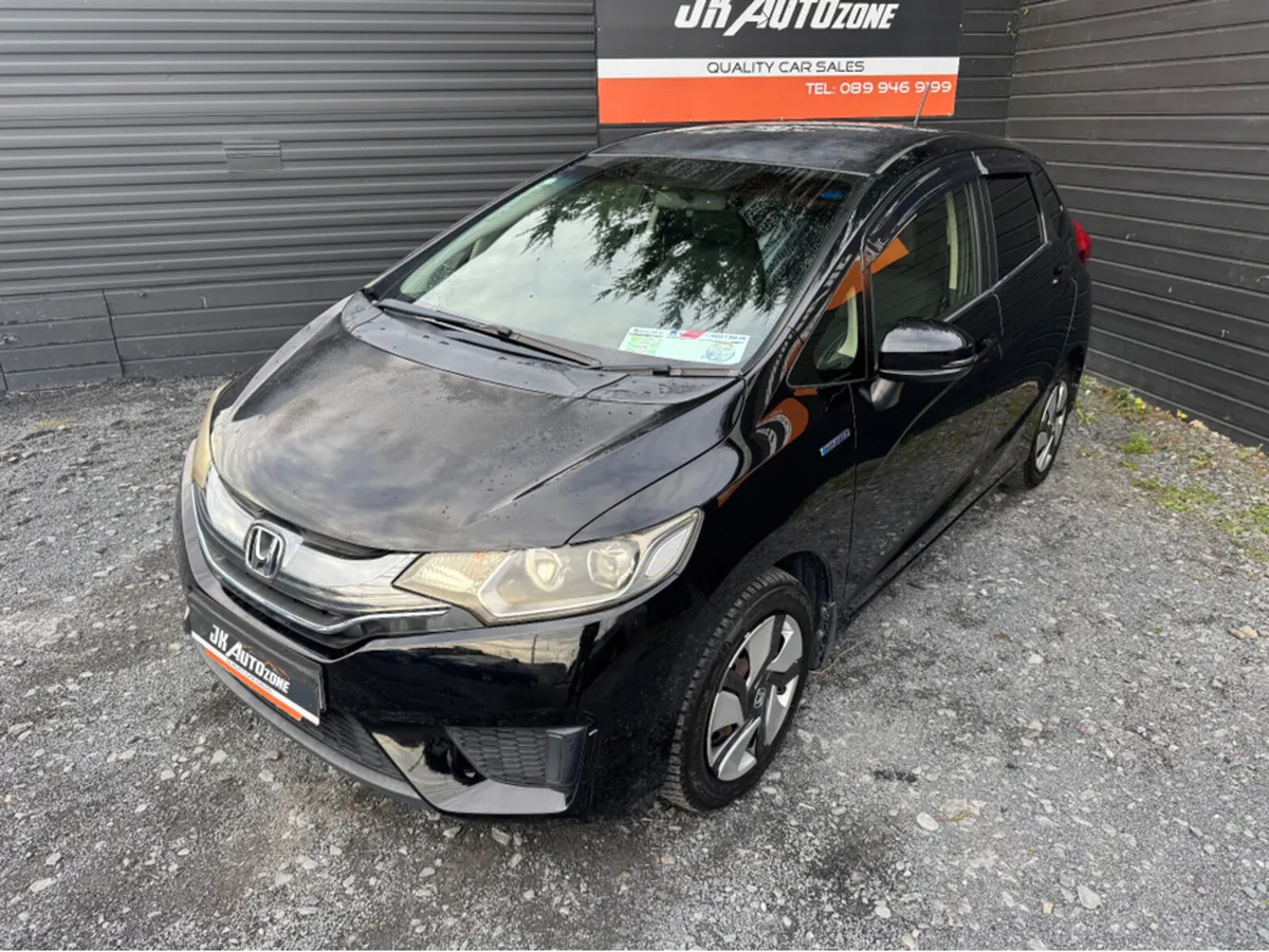 Honda Fit 1.5 HYBRID AUTO - Image 3