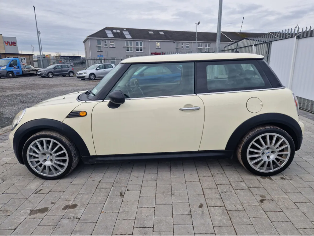 Mini Cooper 1.4 4SEATS 3DR ONE - Image 4
