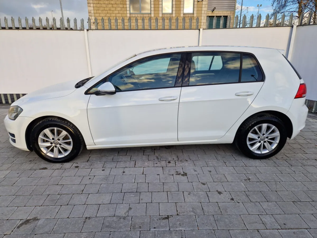 Volkswagen Golf 1.2 AUTO - Image 4