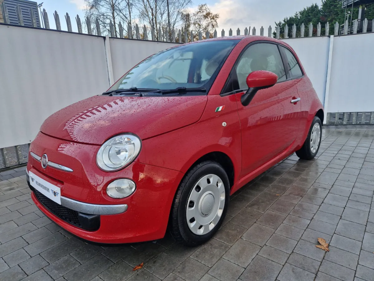 Fiat 500 AUTO MINT CONDITION - Image 2