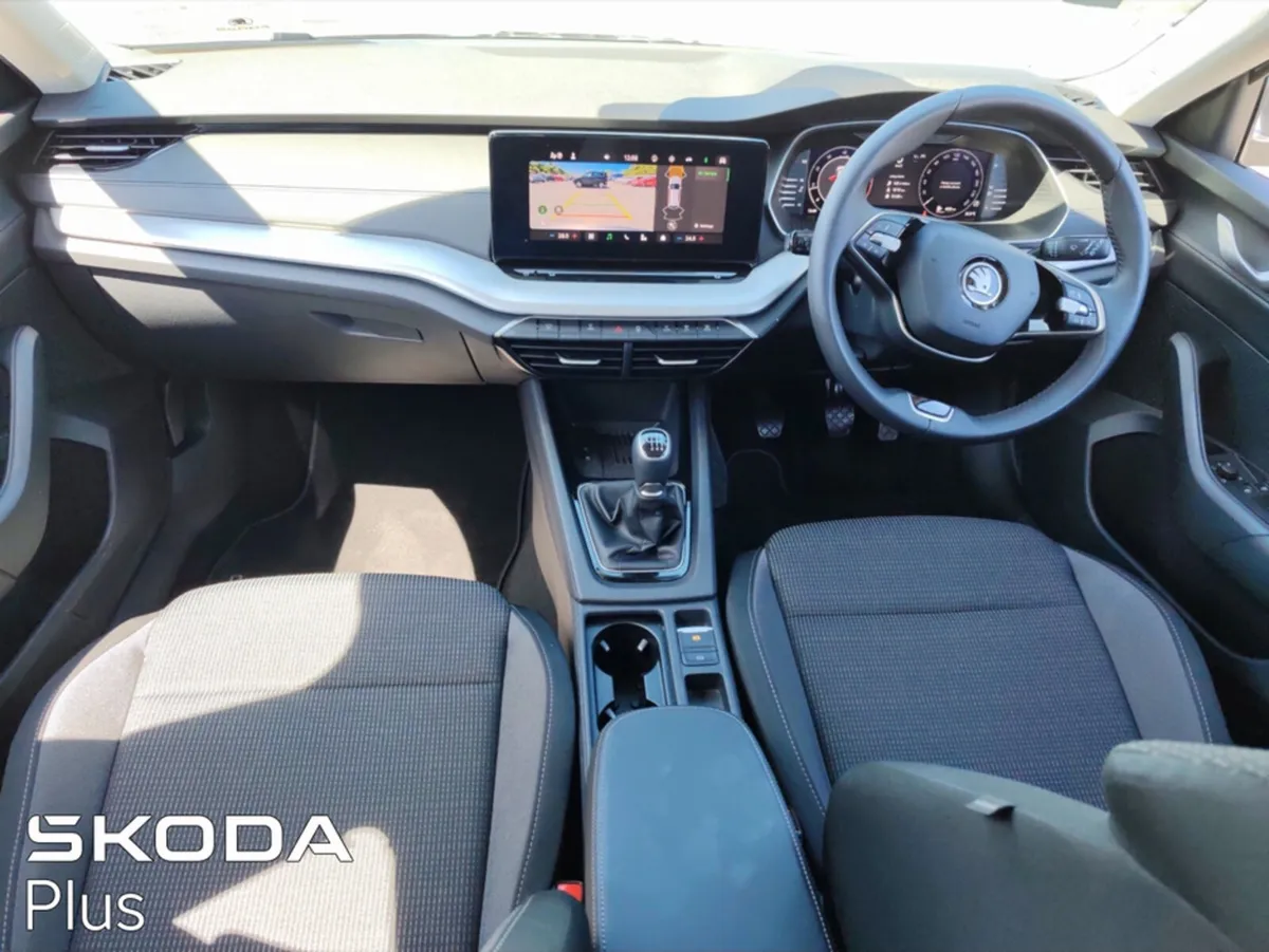 Skoda Octavia C SE 2.0 TDI 115HP - Image 4