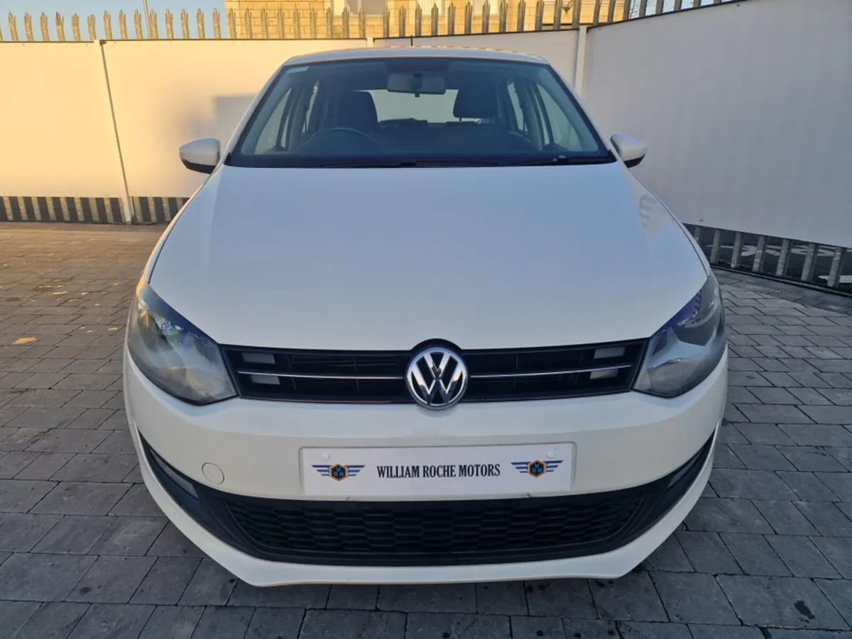 Volkswagen Polo 1.2 TSI AUTO - Image 2