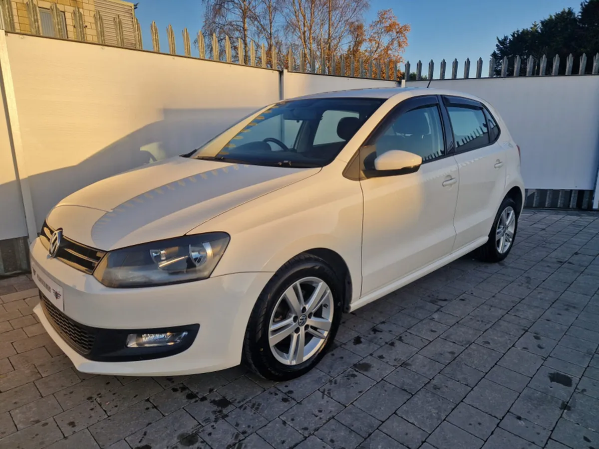 Volkswagen Polo 1.2 TSI AUTO - Image 3