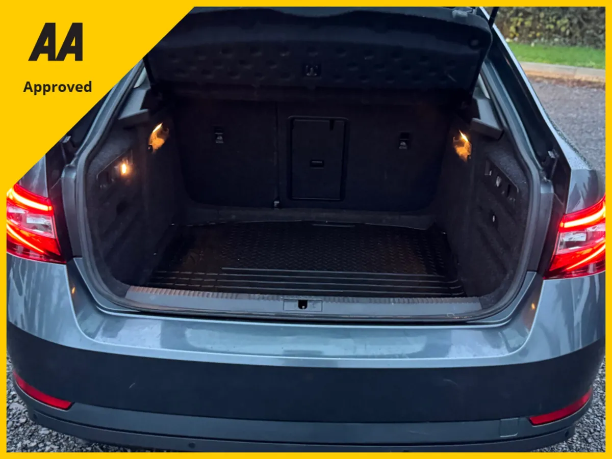 Skoda Superb STYLE 2.0 TDI 150BHP 4DR - Image 3