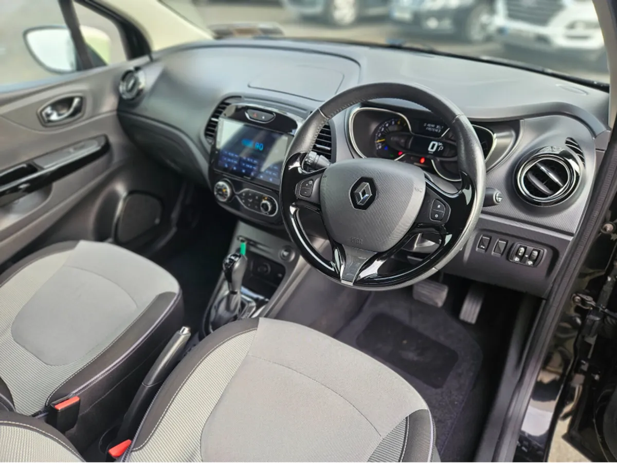 Renault Captur 1.2 AUTO - Image 3