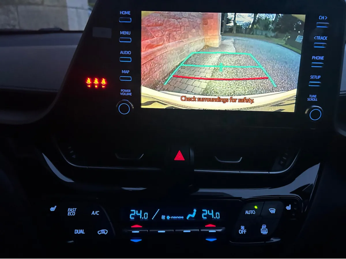 Toyota C-HR 1.8 HYBRID SOL 4DR AUTO - Image 2