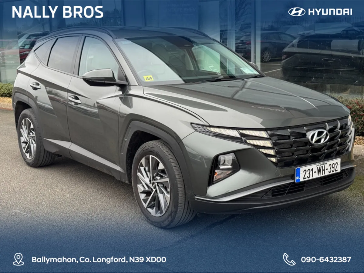 Hyundai Tucson IX35 EXECUTIVE 5DR - Image 1