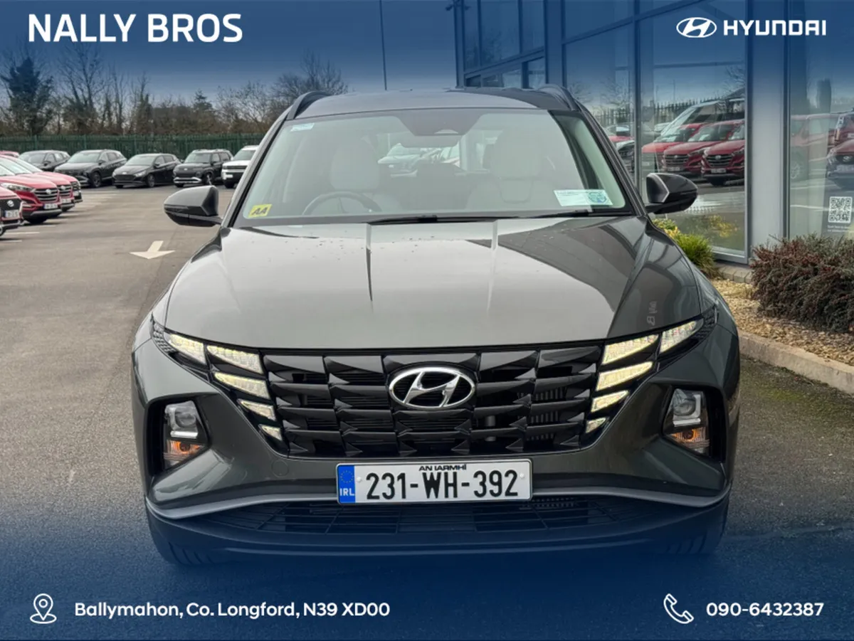Hyundai Tucson IX35 EXECUTIVE 5DR - Image 2