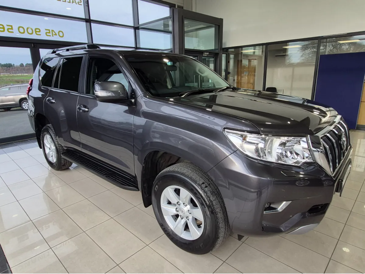 Toyota Land Cruiser LWB C COMMERCIAL AUTO - Image 2