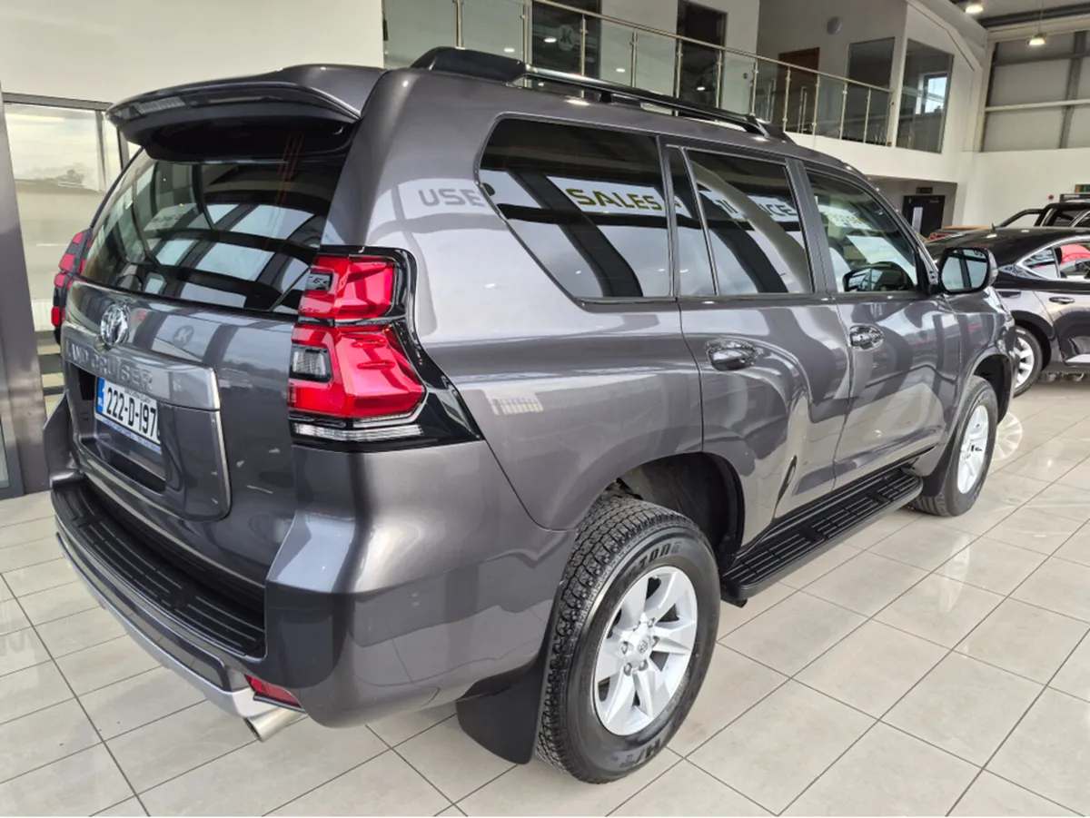 Toyota Land Cruiser LWB C COMMERCIAL AUTO - Image 3