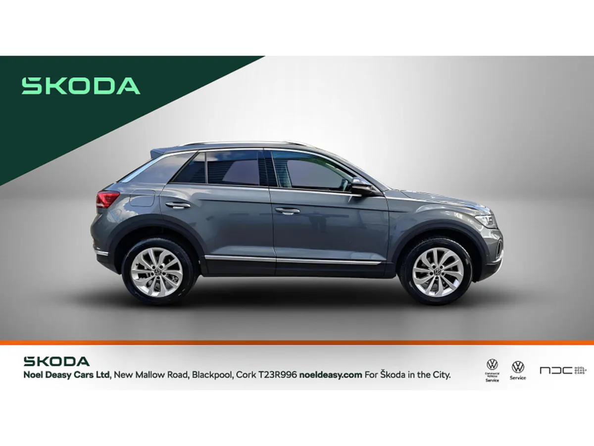 Volkswagen T-Roc Style 1.5 TSI 150 BHP D.S.G AUTO- - Image 4