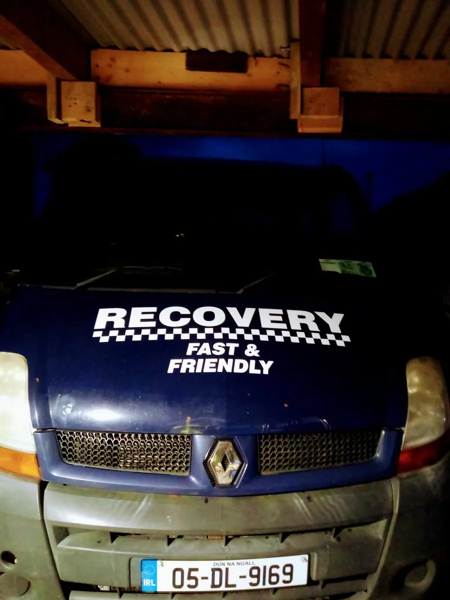 Recovery truck - Image 3