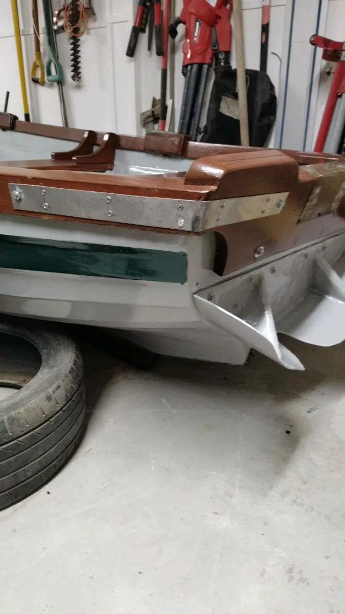 Burke 19ft lake boat - Image 3