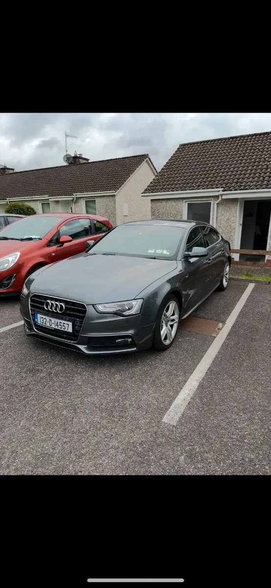 Audi A 5 2013 - Image 1
