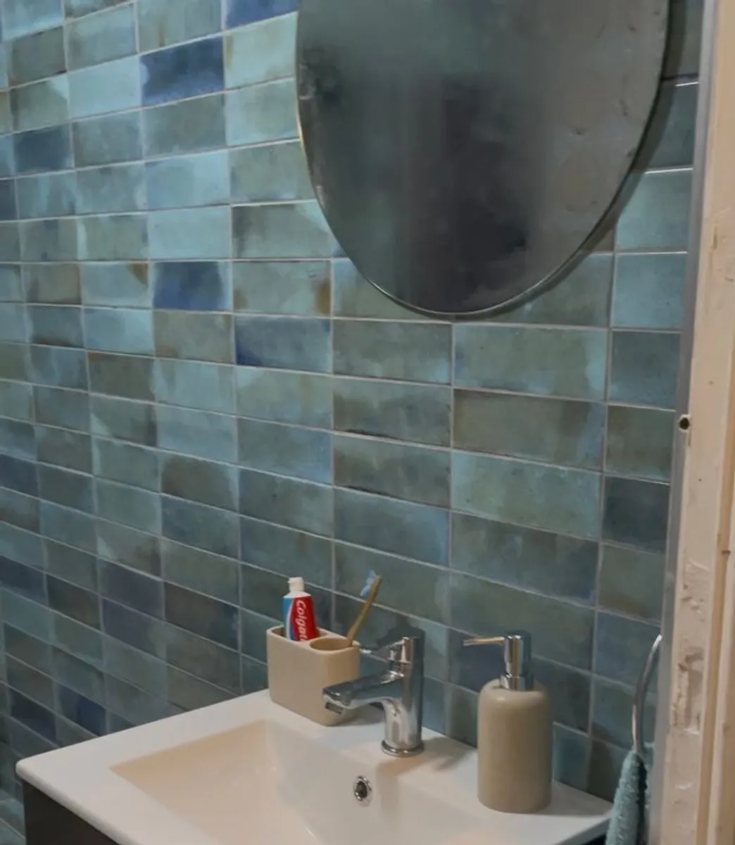 2.5m2 NIB Wall Tiles 6.5x20cm - Image 1